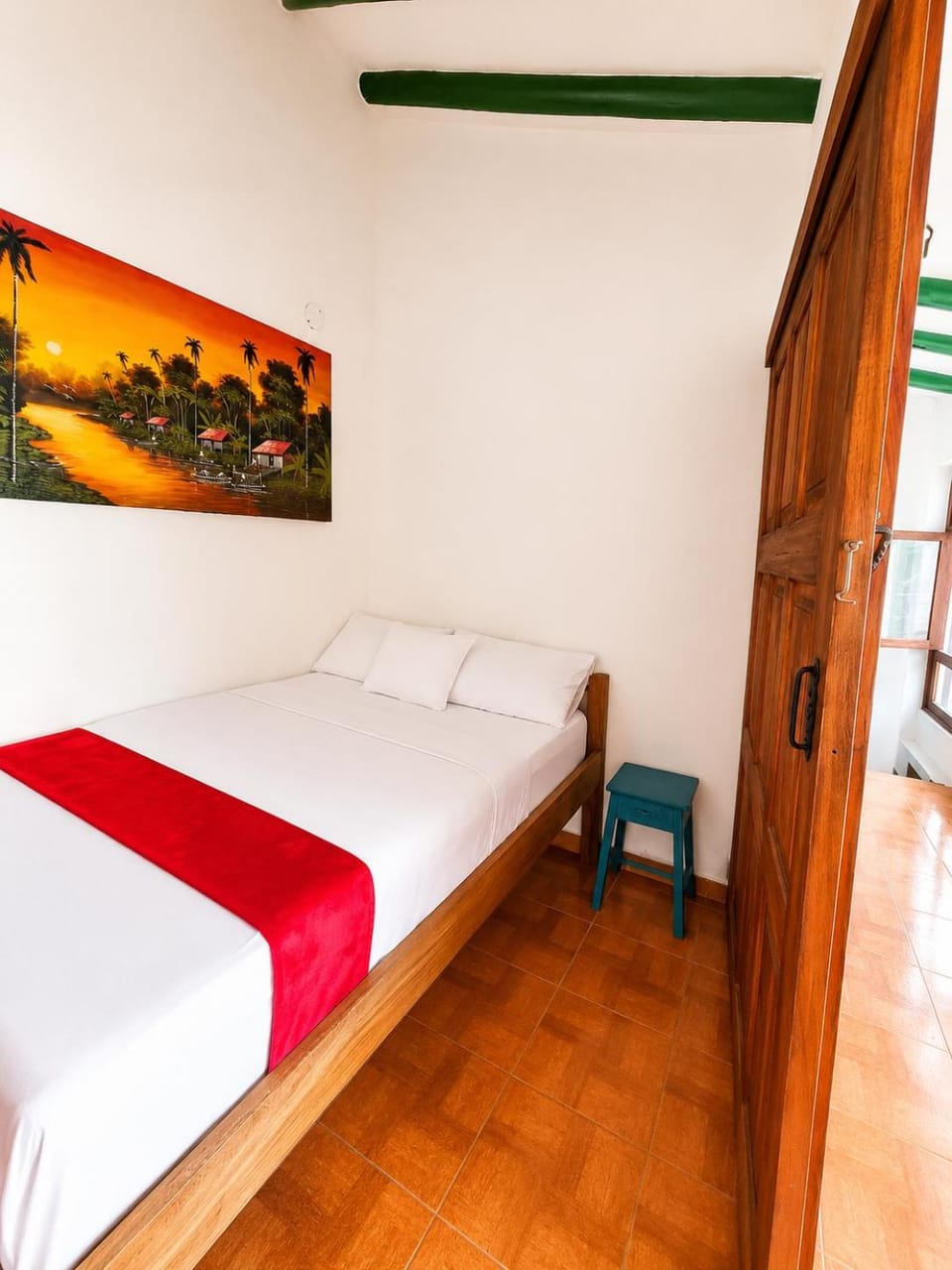 Bed, Photo of the whole room, Bedroom, bunk bed, Inner courtyard view, internet, internet, towels