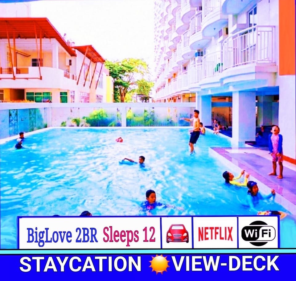 SweetLove HideAway 2-Bedroom Suite in CITYLAND Condo with 2-Bath, Living room, Balcony, Kitchen, Free Pool, 2-Parking, Netflix Apartment in Tagaytay