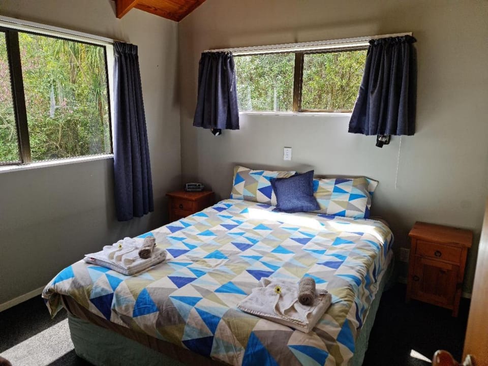 Seabreeze Holiday Park Campground/ 
RV Resort in Waikato