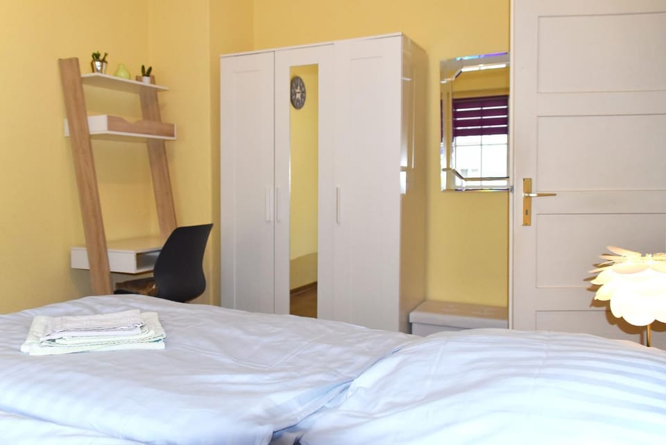 GUWO Gästewohnung Friedrich-Engels-Str 5 Apartment in Brandenburg