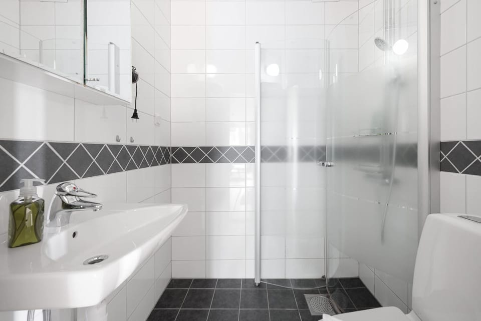 Cozy home in charming suburb Apartment in Solna