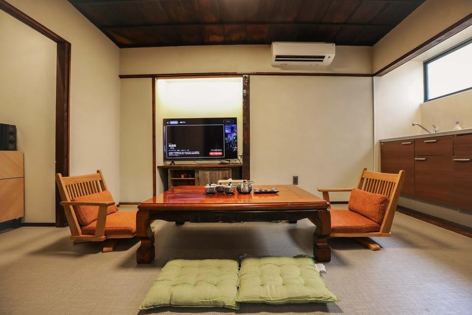 Dining area, air conditioner