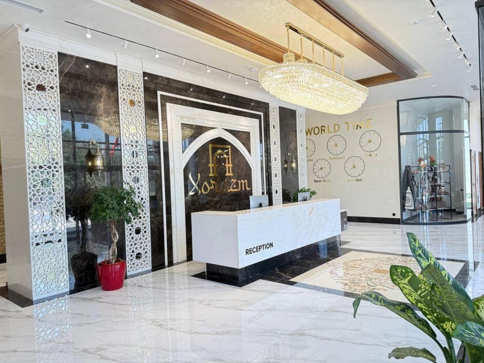 Lobby or reception, Lobby or reception