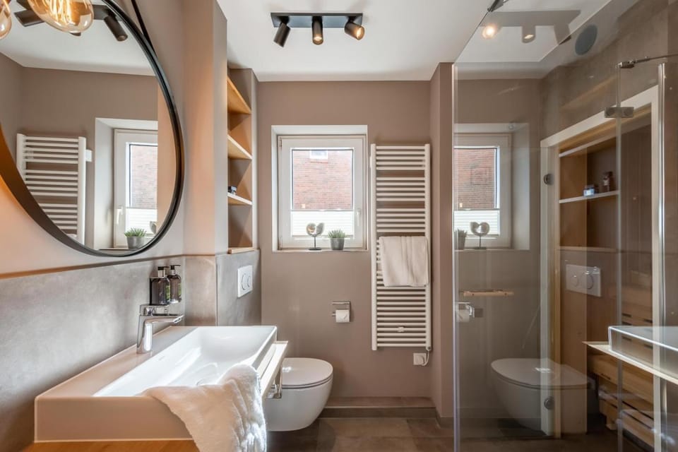 Bathroom, Living room