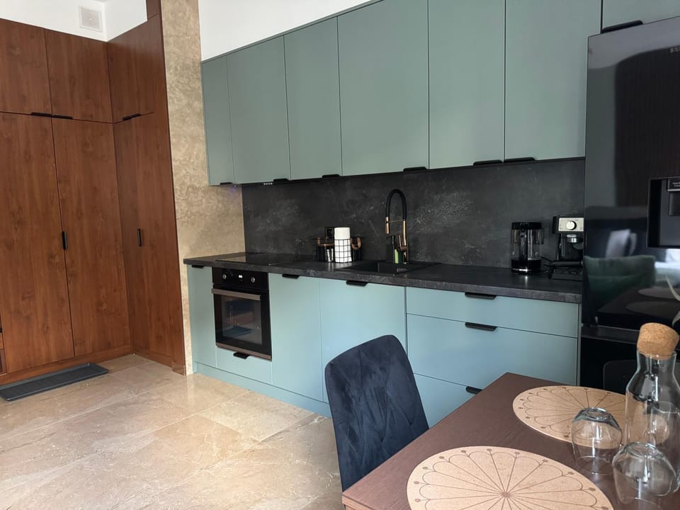 Coffee/tea facilities, Kitchen or kitchenette, Dining area, pet friendly, stove, toaster
