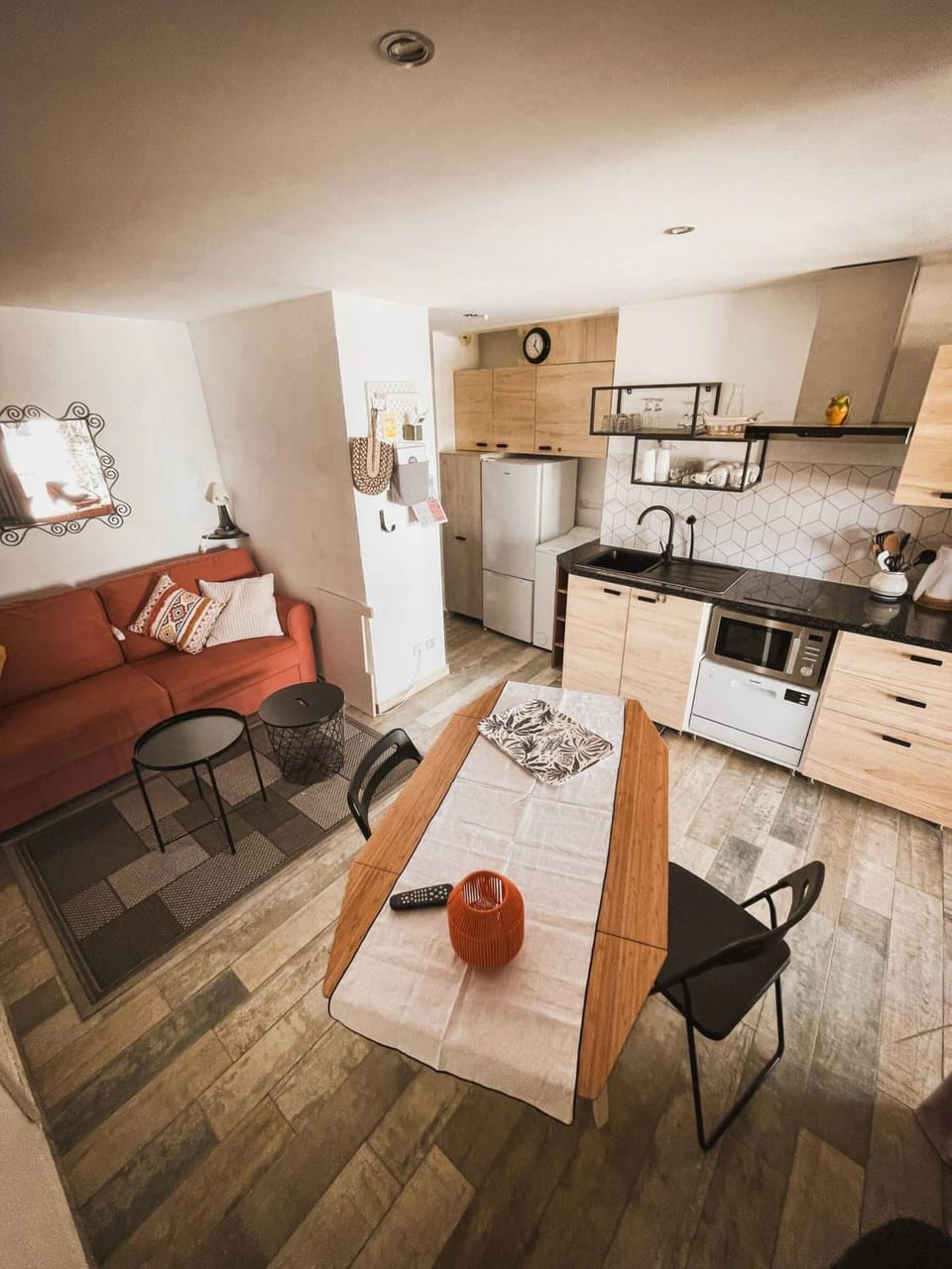Communal lounge/ TV room, Living room