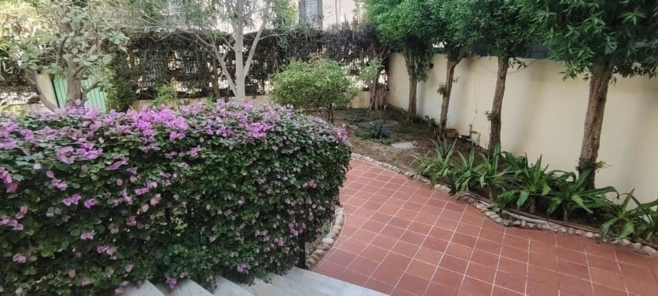 Garden, Garden view