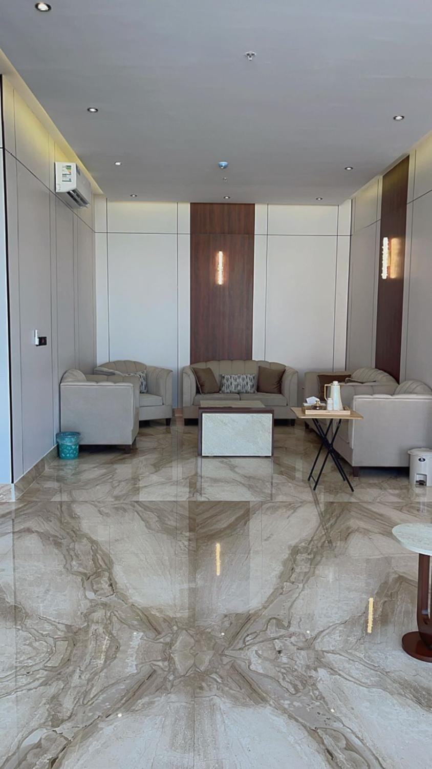 اجنحة القمه للشقق المخدومه Apartment hotel in Riyadh