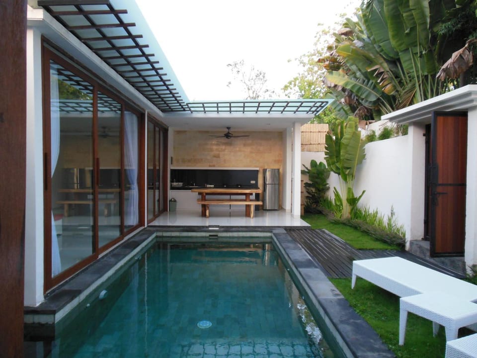Garden, Balcony/Terrace, Swimming pool