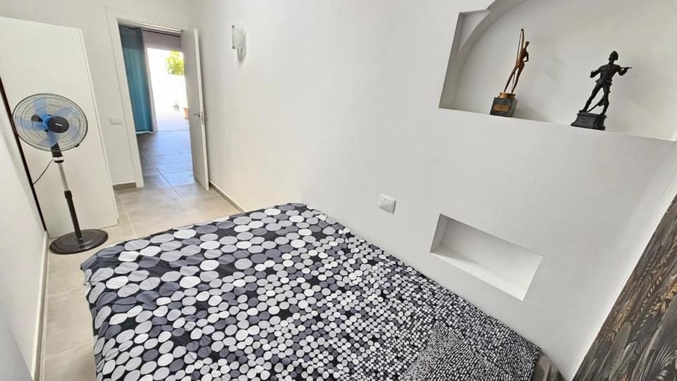 Atlantic Villa Erica - The Palms - 4 Pools & Garden - Golf del Sur Apartment in Abona
