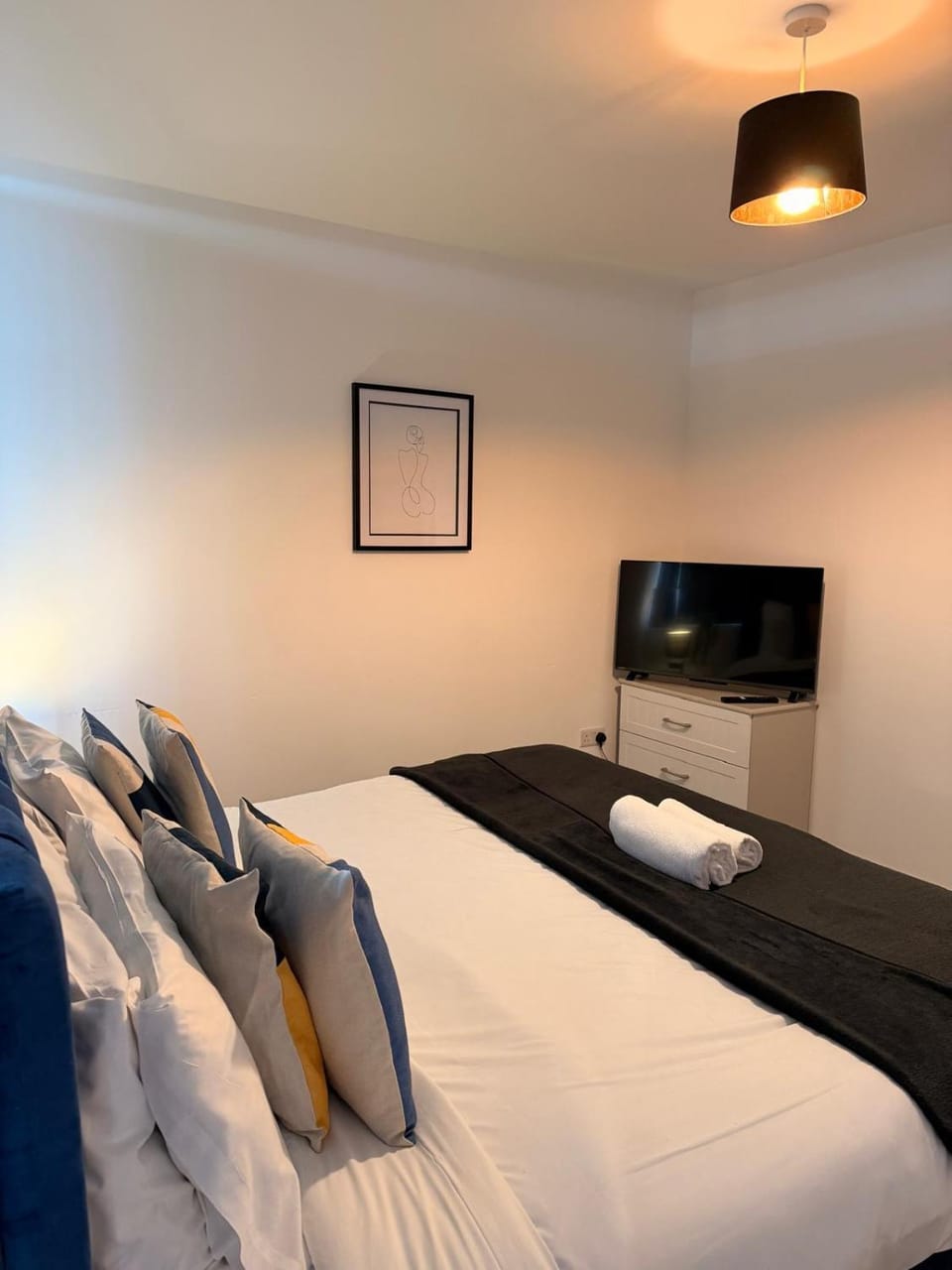 The Felix Apartments - 2 Bedrooms - WIFI - FREE Parking Apartment in Flitwick