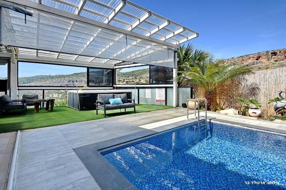 וילות היוקרה עידן הנוף ואחוזת אסתובן Villa in North District
