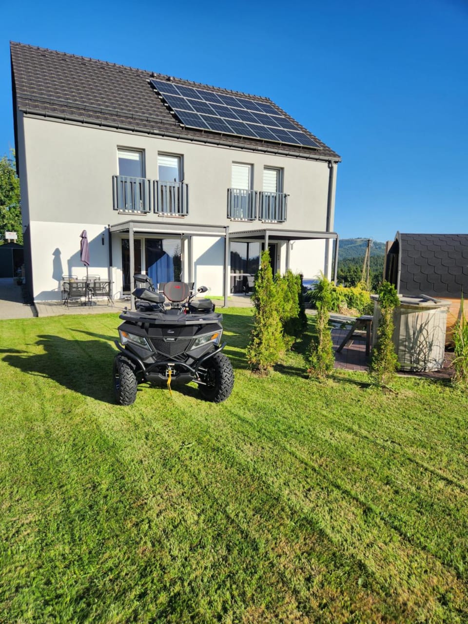Property building, Activities, Activities, Garden, Balcony/Terrace, Garden view
