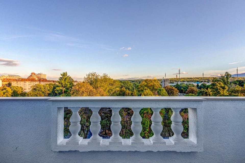 Natural landscape, View (from property/room), Balcony/Terrace