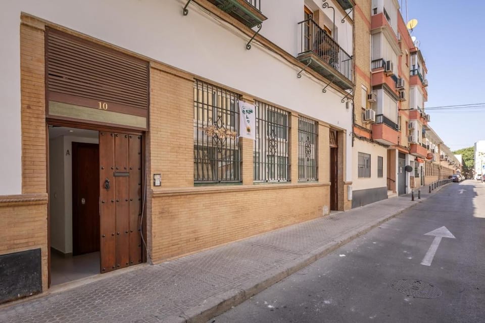 Justino Triana Center by Valcambre Apartment in Seville
