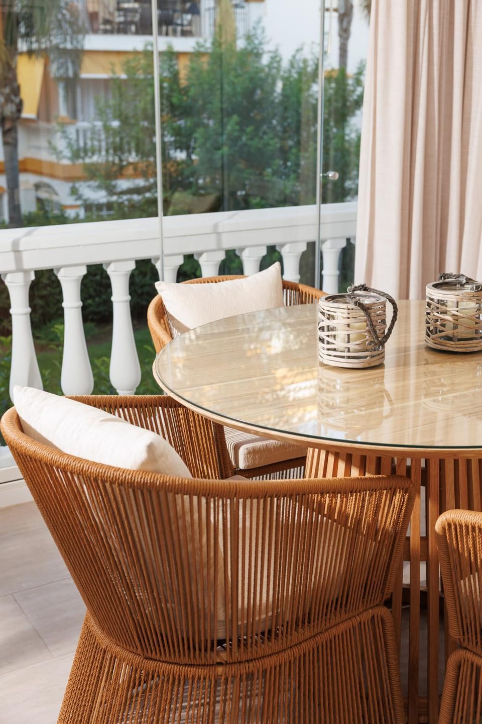 Day, Balcony/Terrace, Dining area, Garden view