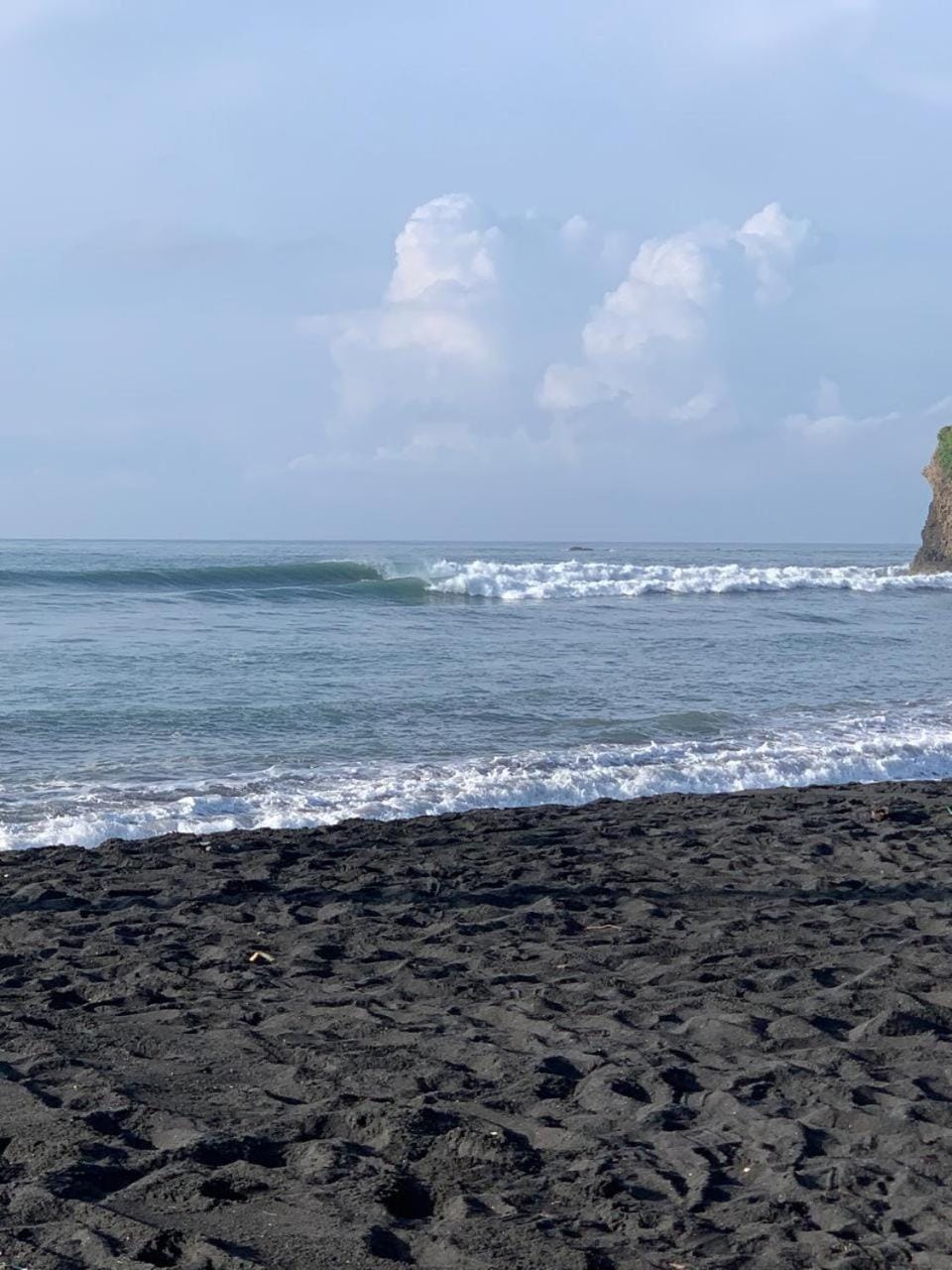 Nearby landmark, Natural landscape, Activities, Beach