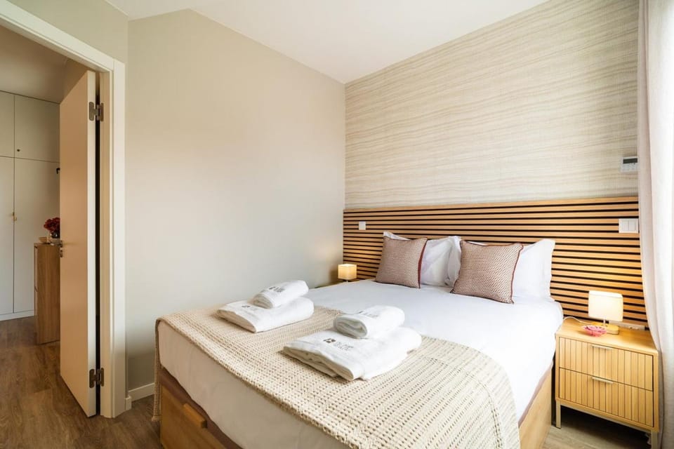 GuestRedy - A Modern Stay in Machico Apartment in Madeira District