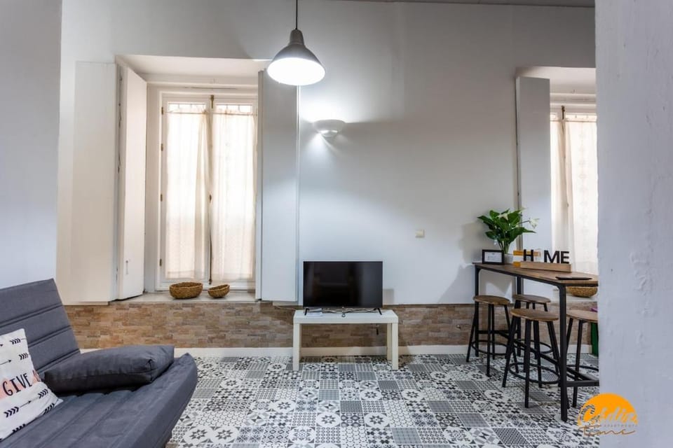 TV and multimedia, Living room, Dining area