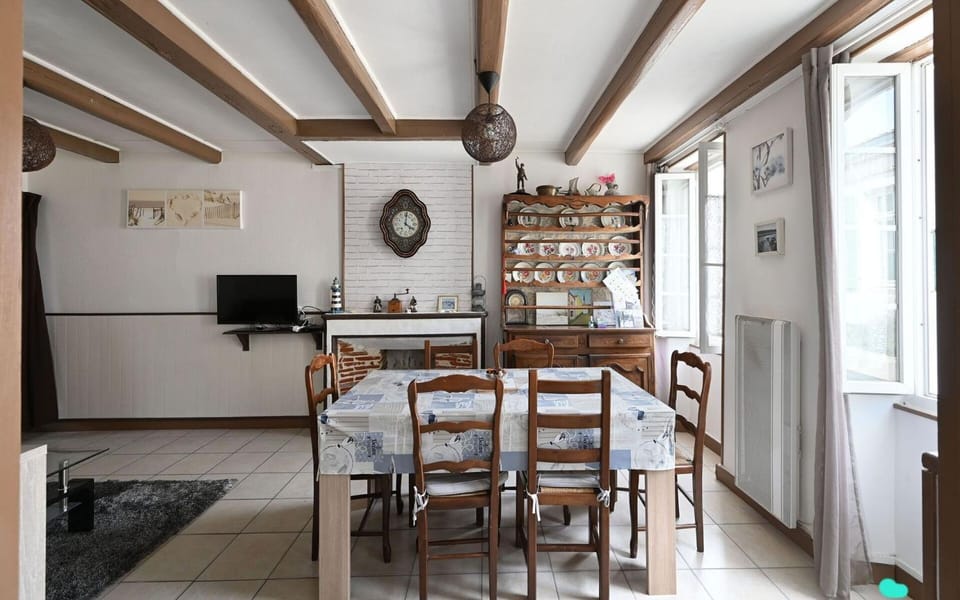 Property building, Living room