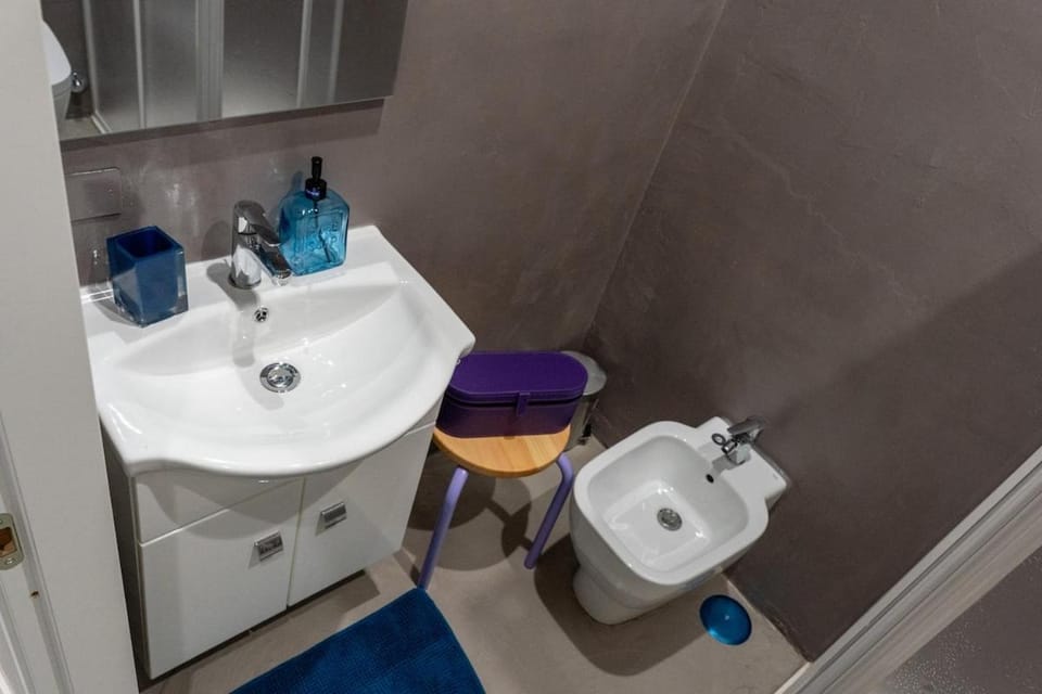 a jump in Montesanto by Montesanto Luxury Domus House in Naples