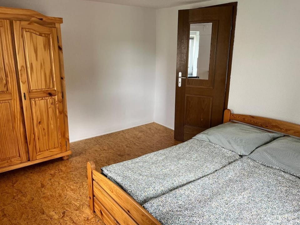 Bed, Photo of the whole room, Bedroom, wardrobe