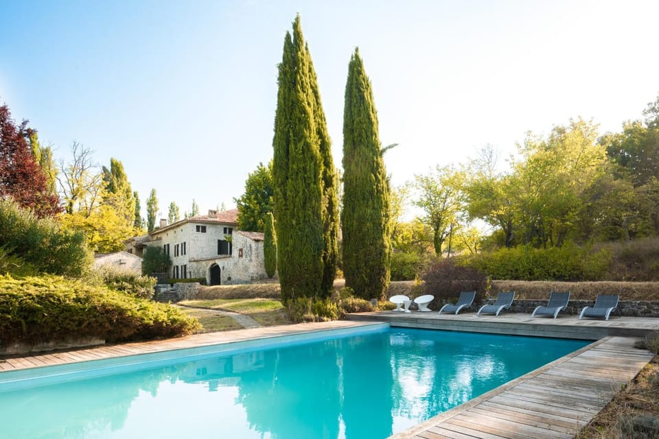 Mas de Thésée Piscine & 12 ha privés House in Provence-Alpes-Côte d'Azur