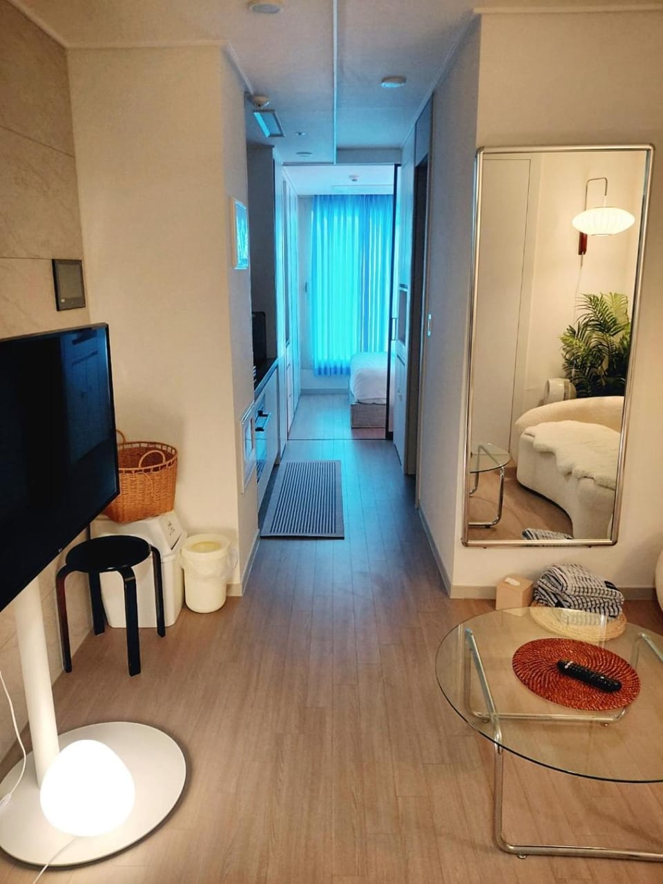 #2박이상연박할인#광안리#해변앞#공간분리형#감성숙소 camellia 동백스테이 Apartment in Busan