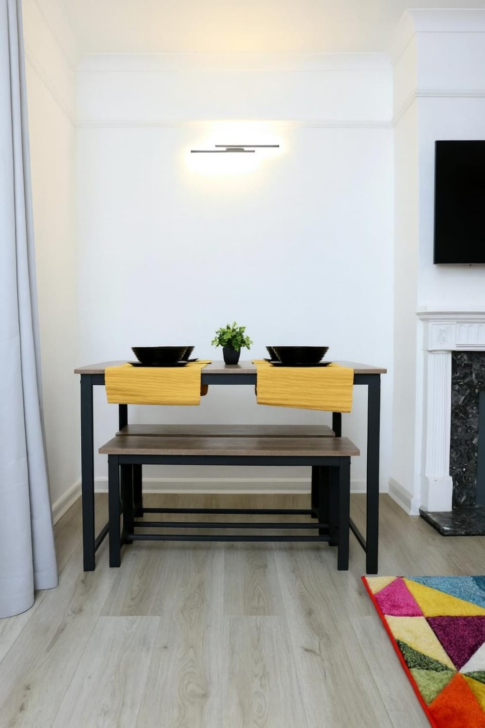 Living room, Dining area