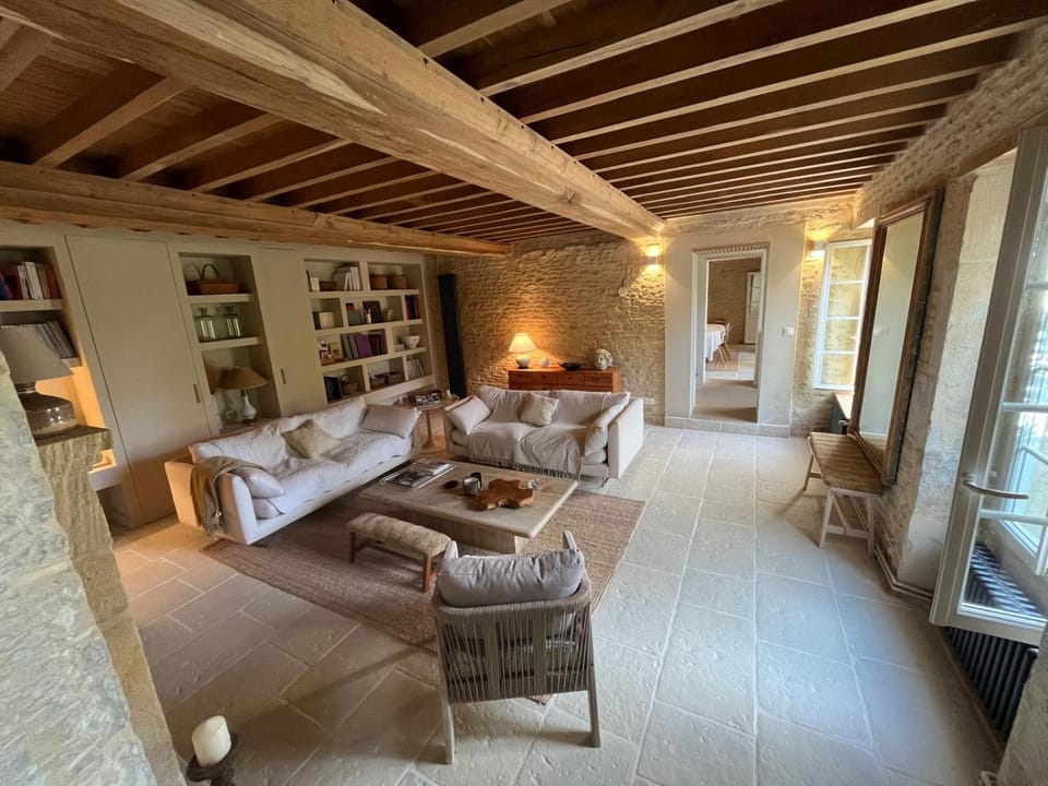 Library, Living room