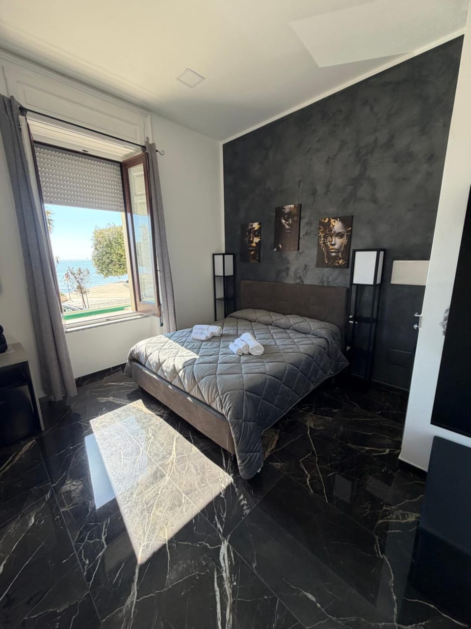Belvedere Lacinio Luxury Rooms Fronte Mare Bed and Breakfast in Crotone