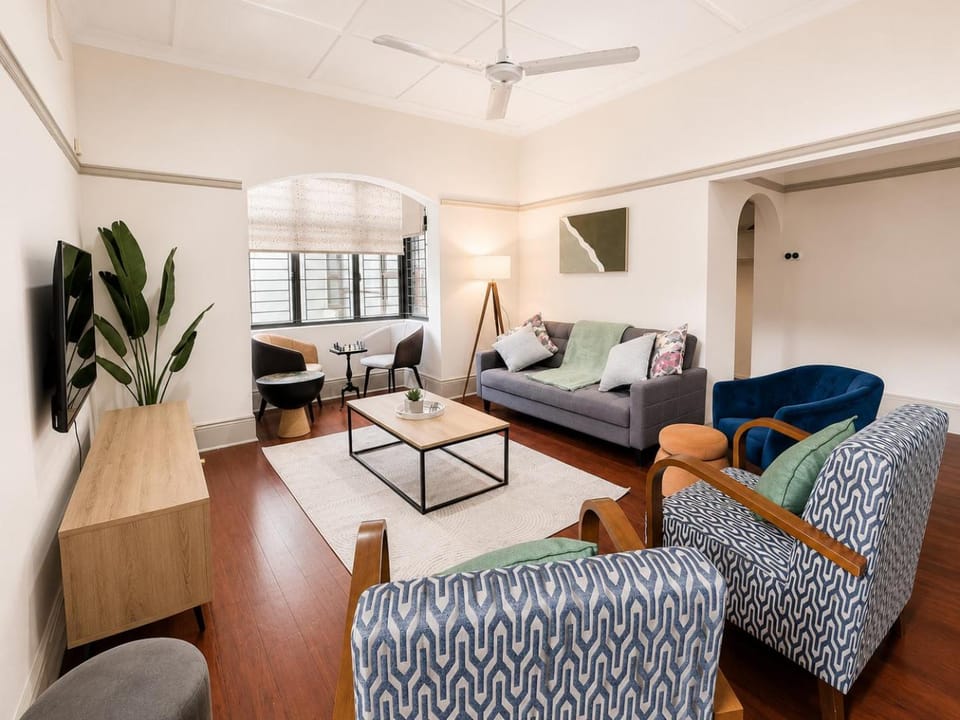 Communal lounge/ TV room, Game Room, TV and multimedia, Family