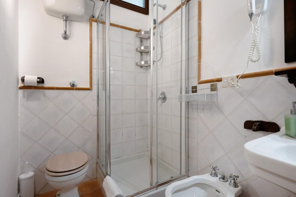 Bathroom, Living room