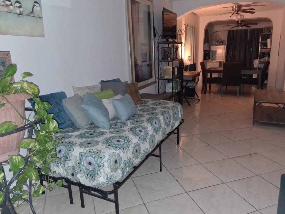 El Mamey Apartment in Coral Gables