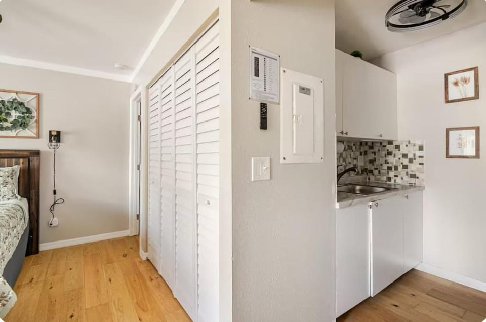 Studio retreat by the river Apartment in Tampa
