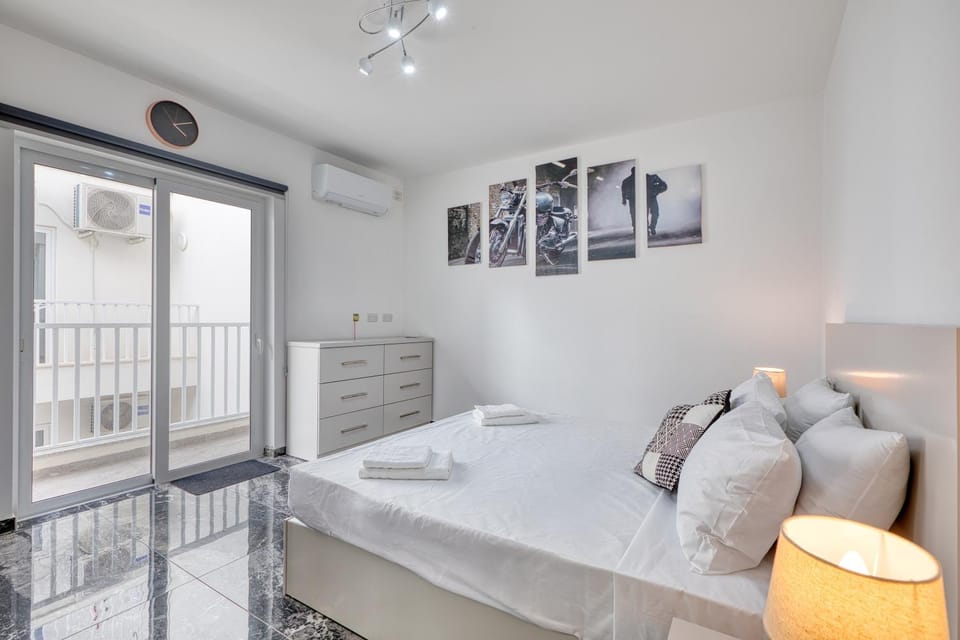 New - Top floor apartment in marsaskala by SF Homes Apartment in Marsaskala