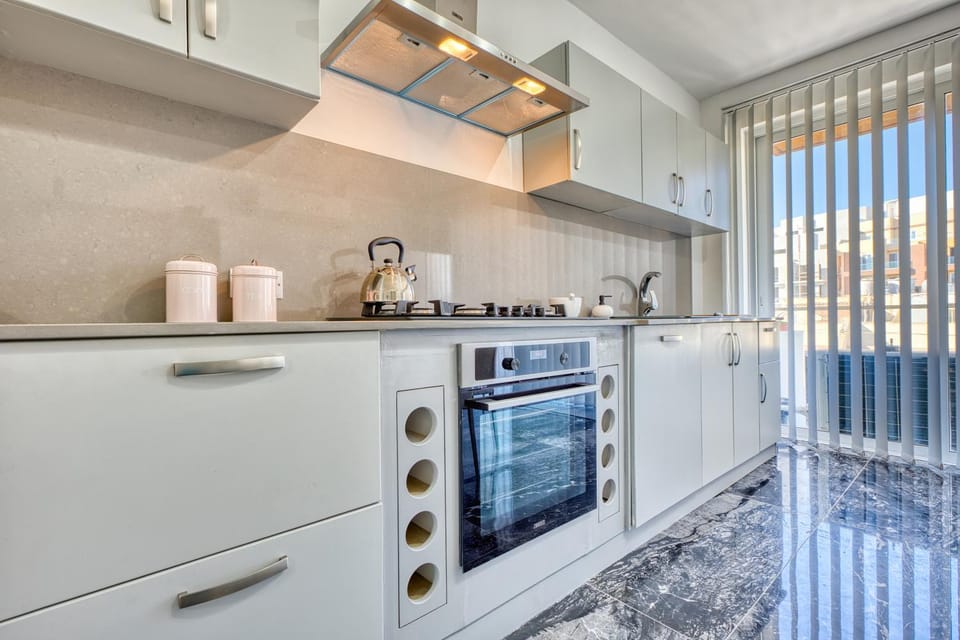 New - Top floor apartment in marsaskala by SF Homes Apartment in Marsaskala
