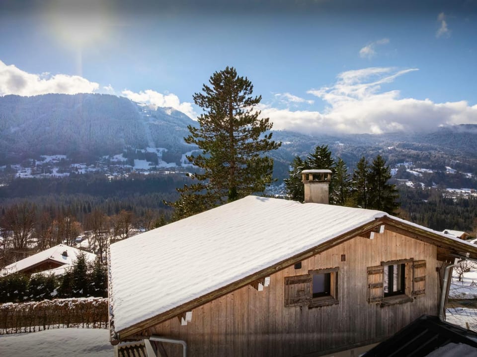 Property building, Natural landscape, Winter, Mountain view