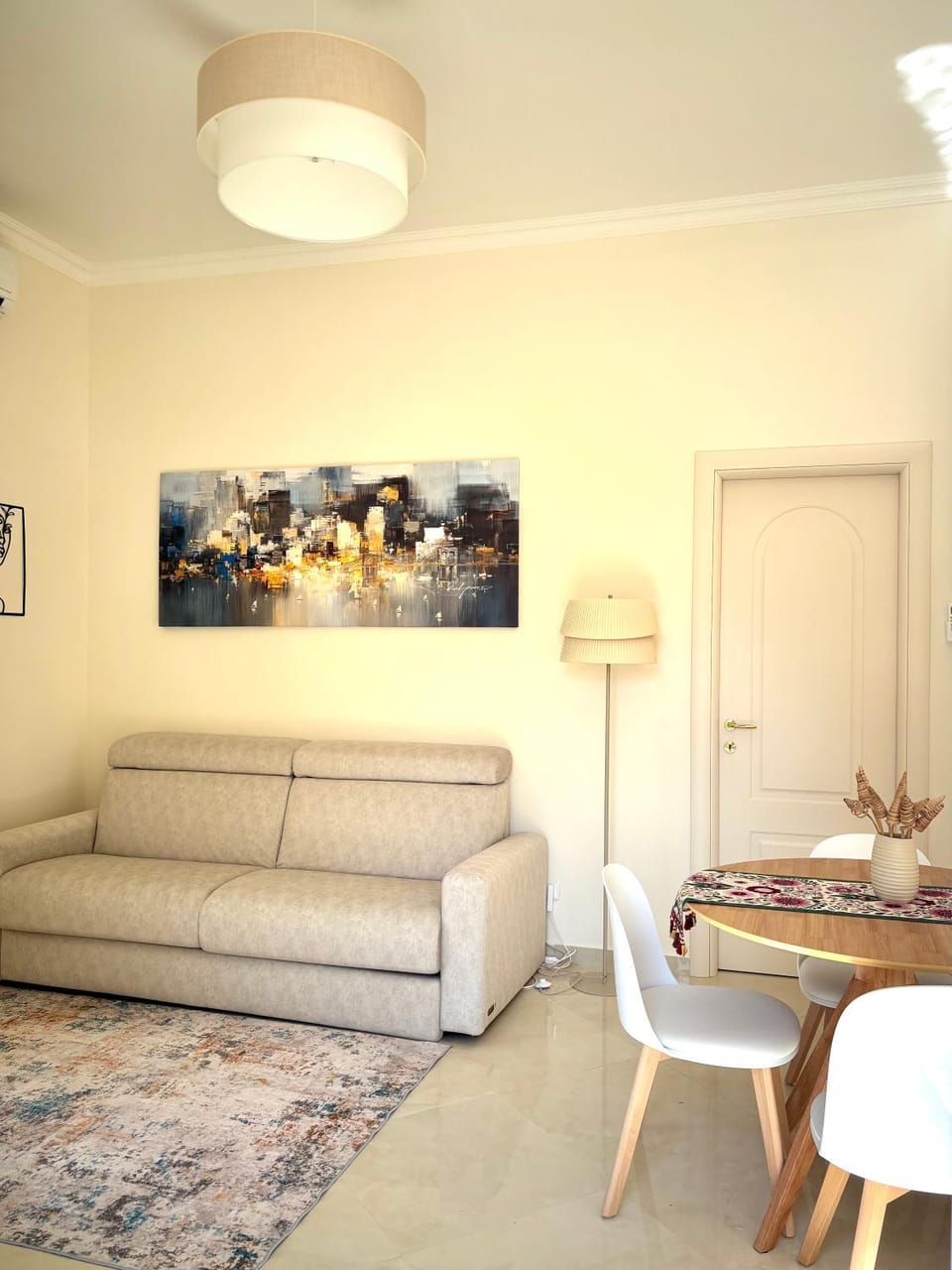 Living room, Decorative detail, Seating area, Dining area
