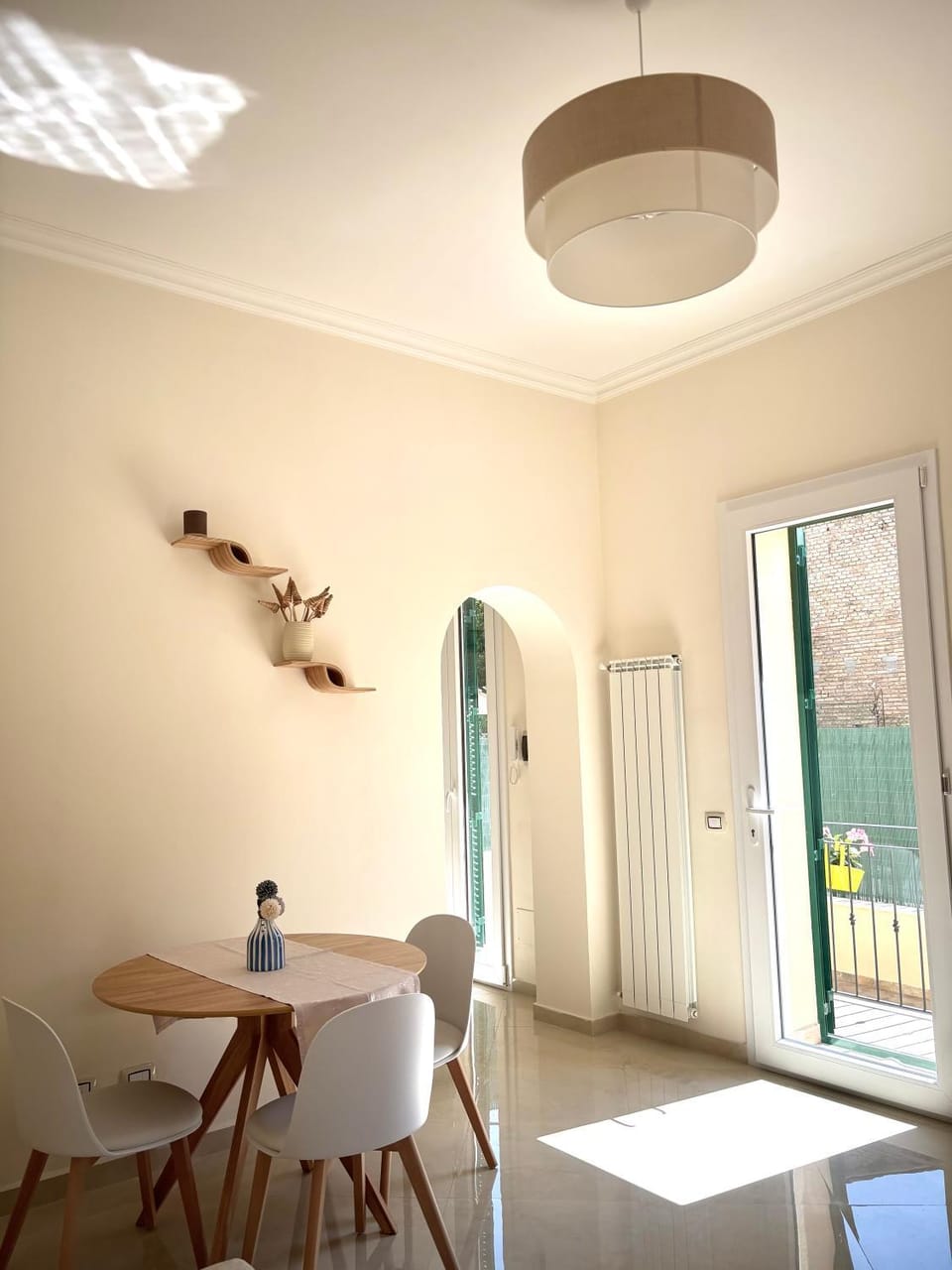 Golden Hour Home Apartment in Rome