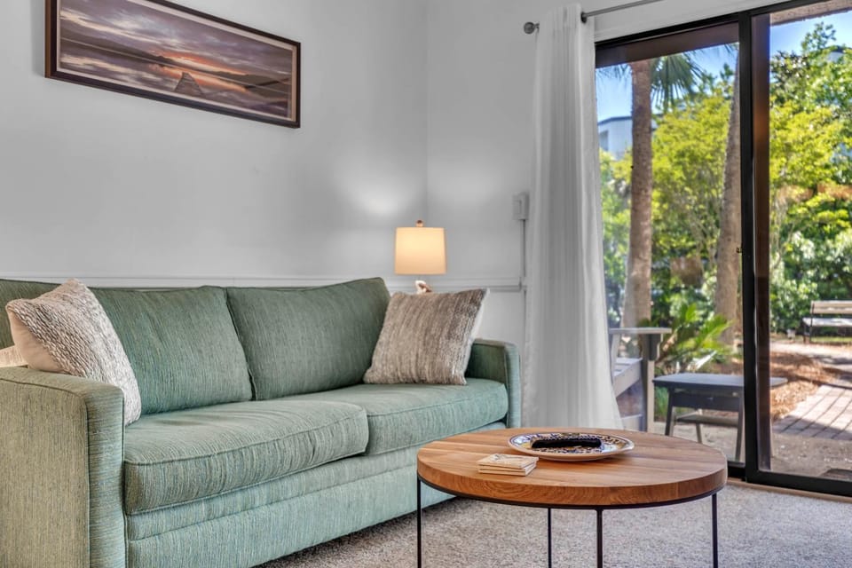 2bed2bath Seaside Escape Walk to beach House in South Forest Beach