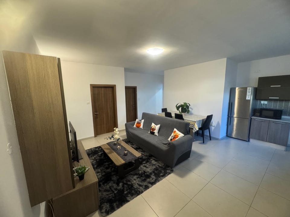 Cozy room with shared bathroom in San Julian 4 Vacation rental in Saint Julians