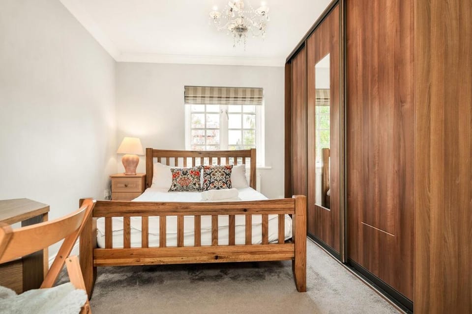 Bed, Bedroom, wardrobe