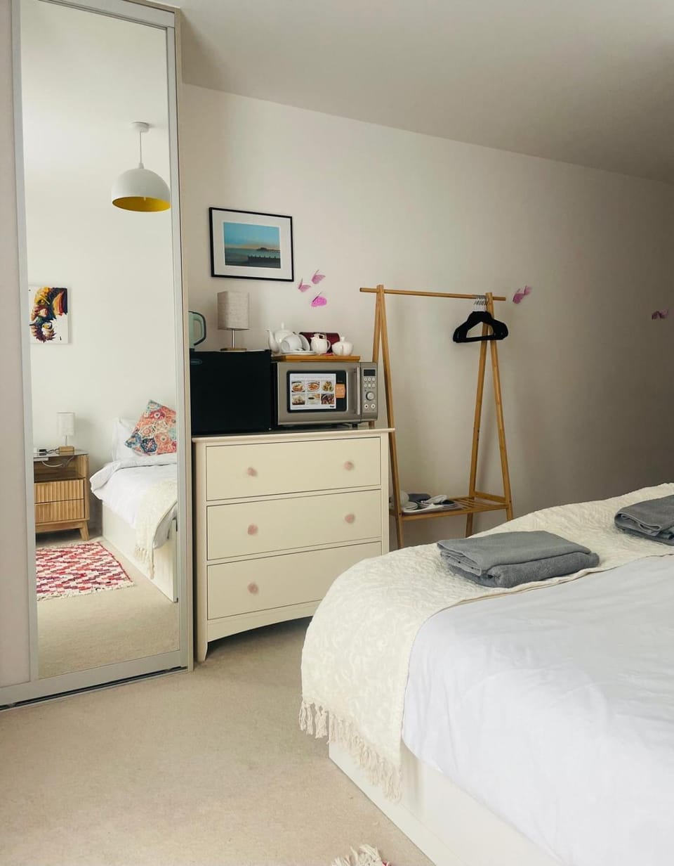 Double Bedroom with En-Suite Vacation rental in Wembley