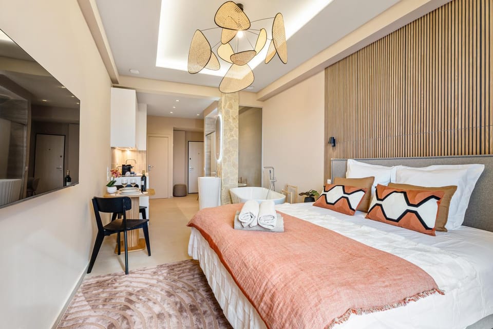 Photo of the whole room, Bedroom