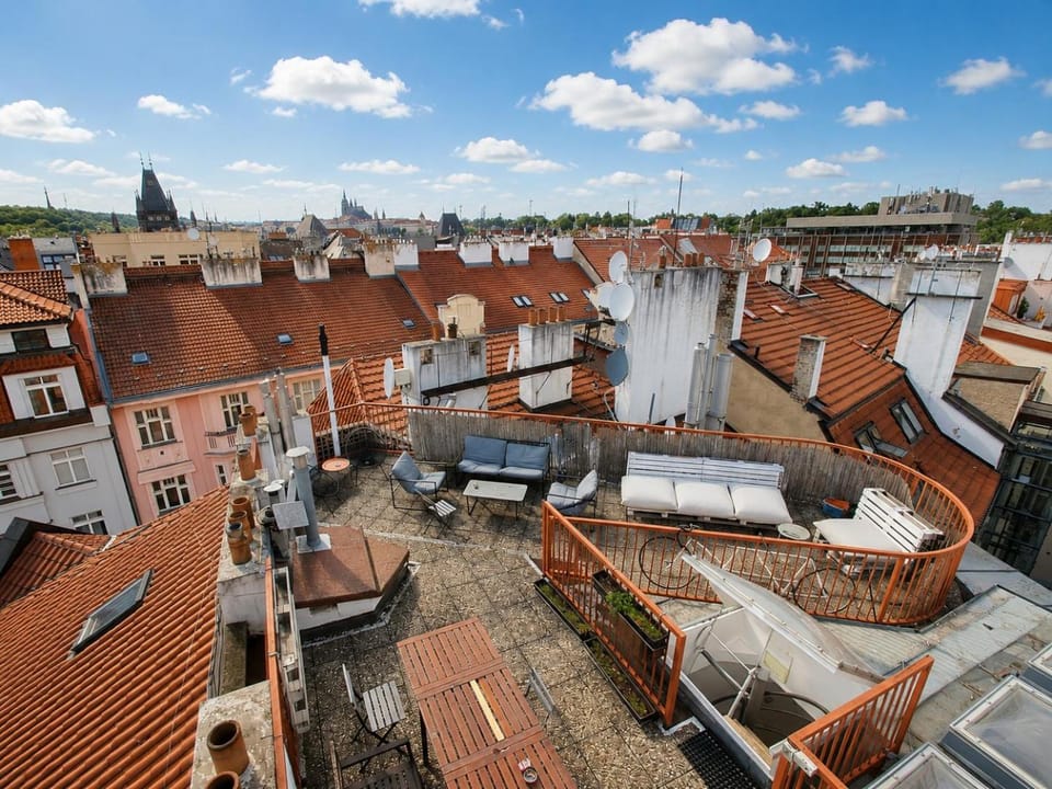 Day, Bird's eye view, View (from property/room), View (from property/room), Balcony/Terrace, Seating area, Dining area, Evening entertainment, City view, City view, Entertainment, Entertainment, Time of day, Location