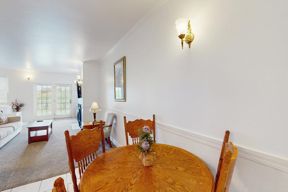 The Abilene at Judith Ann Inn Apartment in Ocean Shores