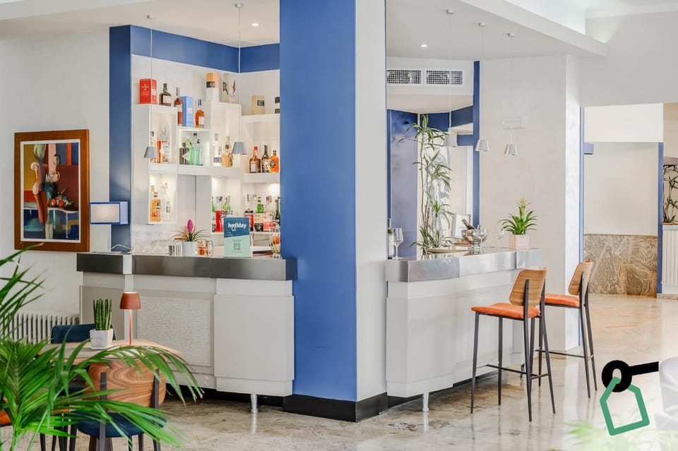 Lounge or bar