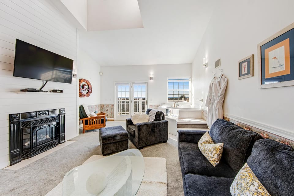 The Charlotte at Judith Ann Inn Apartment in Ocean Shores