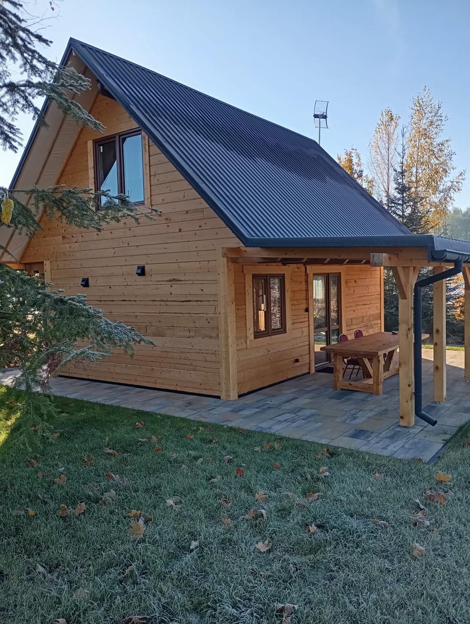 Property building, Day